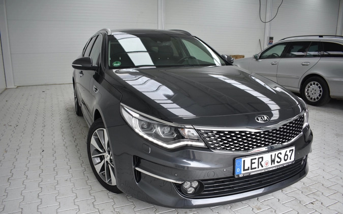 Kia Optima cena 63900 przebieg: 115000, rok produkcji 2016 z Poznań małe 781